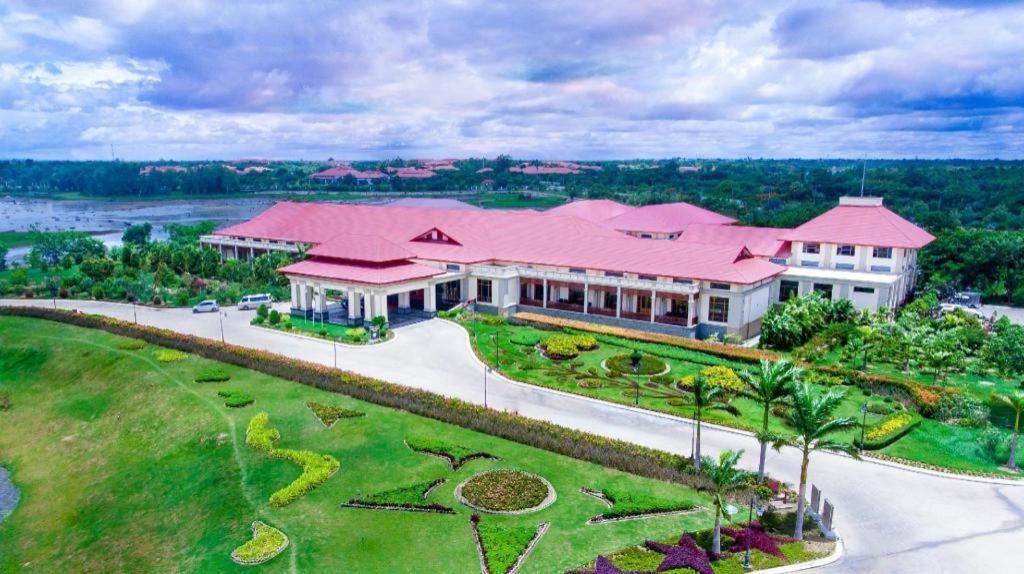 Horizon Lake View Resort Naypyidaw Экстерьер фото